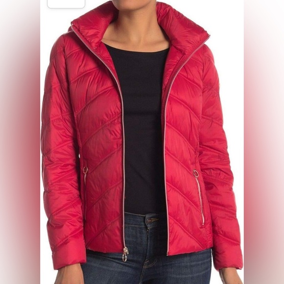 ⭐️ Firm Price⭐️ Like new, Michael Kors Puffer down jacket green Medium - Picture 7 of 7